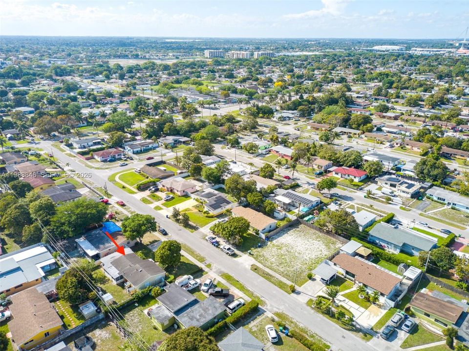 En Venta: $459,900 (3 camas, 1 baños, 1250 Pies cuadrados)