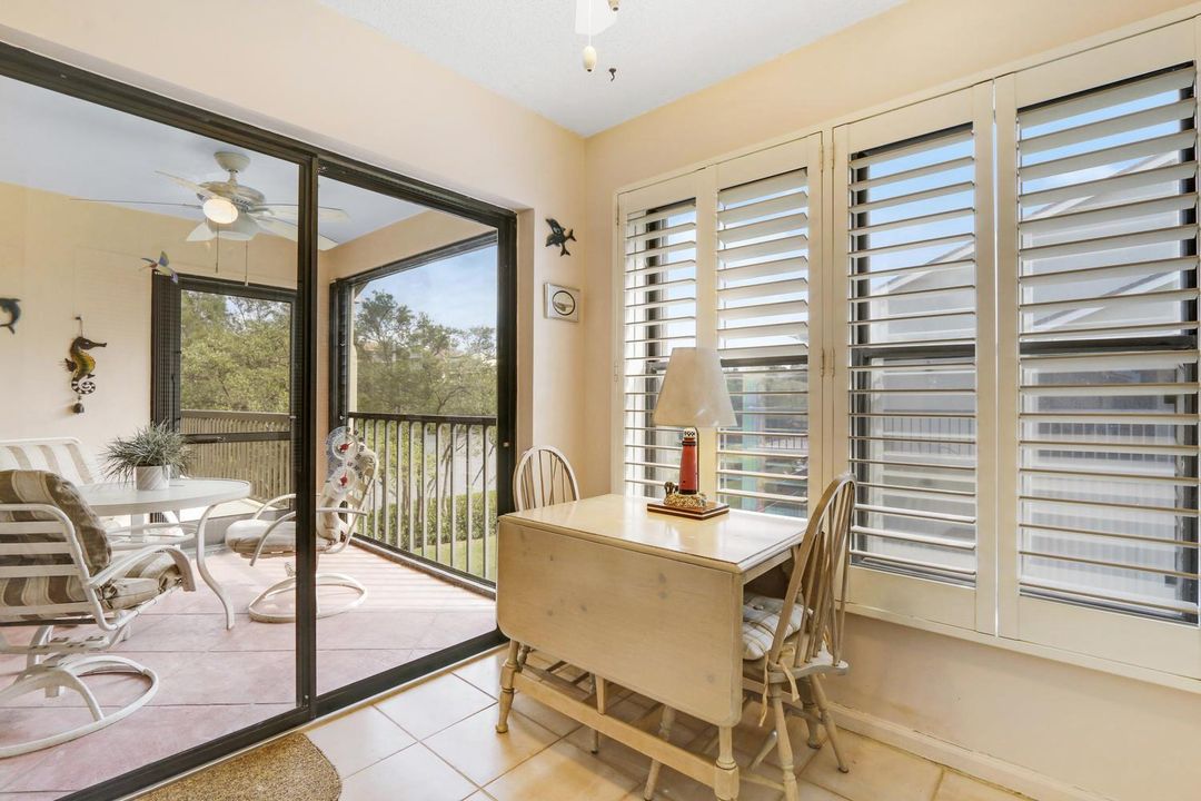 Breakfast Nook