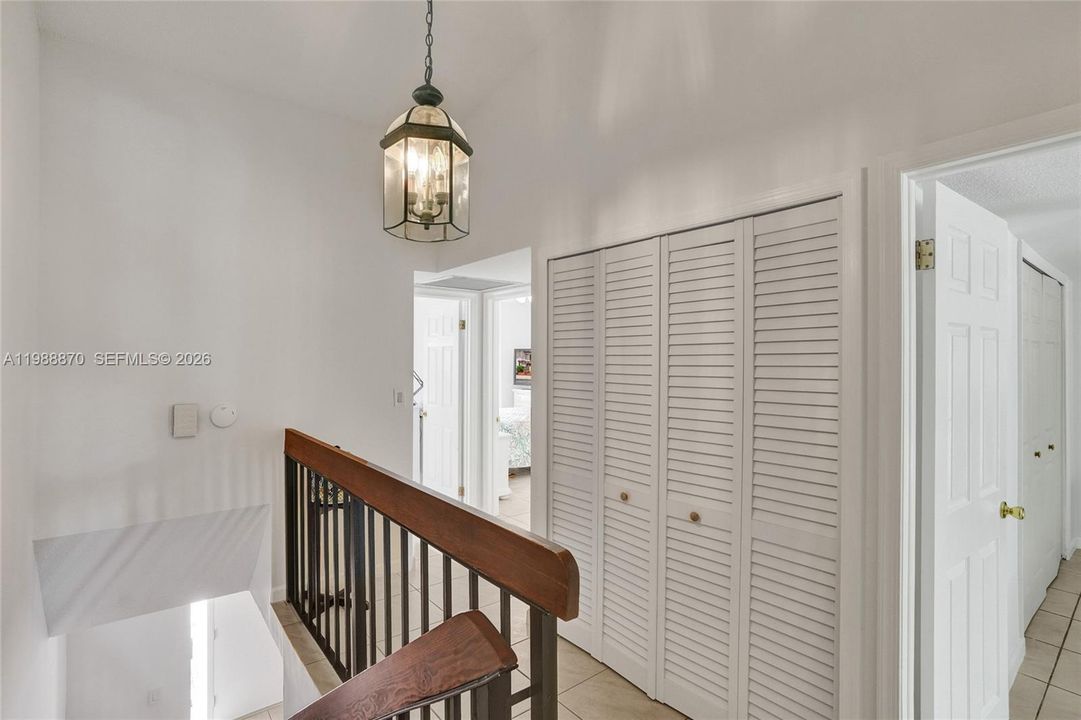 En Venta: $550,000 (3 camas, 2 baños, 1590 Pies cuadrados)