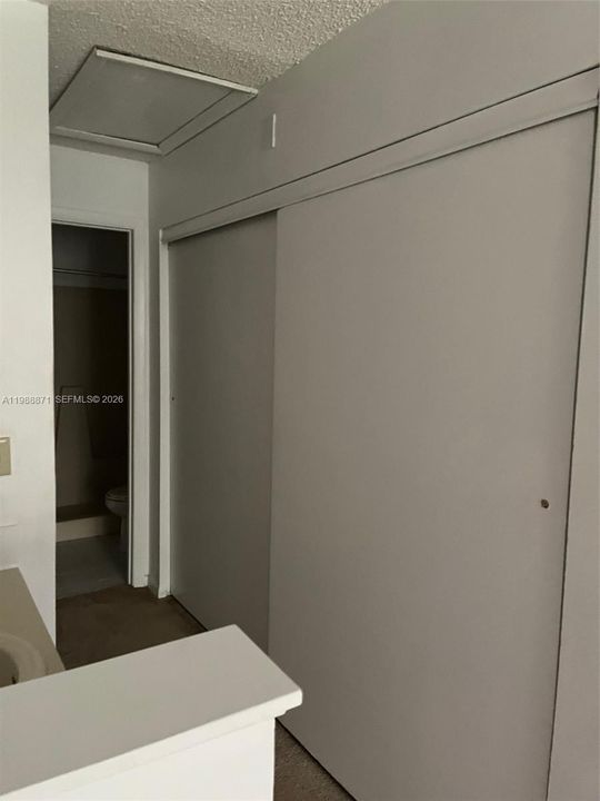 В аренду: $1,900 (2 спален, 2 ванн, 1007 Квадратных фут)