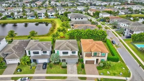 Active With Contract: $13,000 (4 beds, 3 baths, 2645 Square Feet)