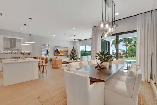 Active With Contract: $13,000 (4 beds, 3 baths, 2645 Square Feet)