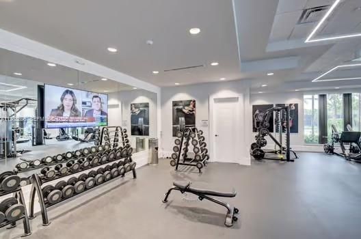 Active With Contract: $13,000 (4 beds, 3 baths, 2645 Square Feet)