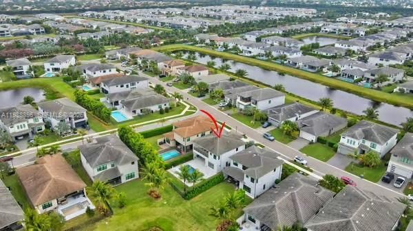 Active With Contract: $13,000 (4 beds, 3 baths, 2645 Square Feet)