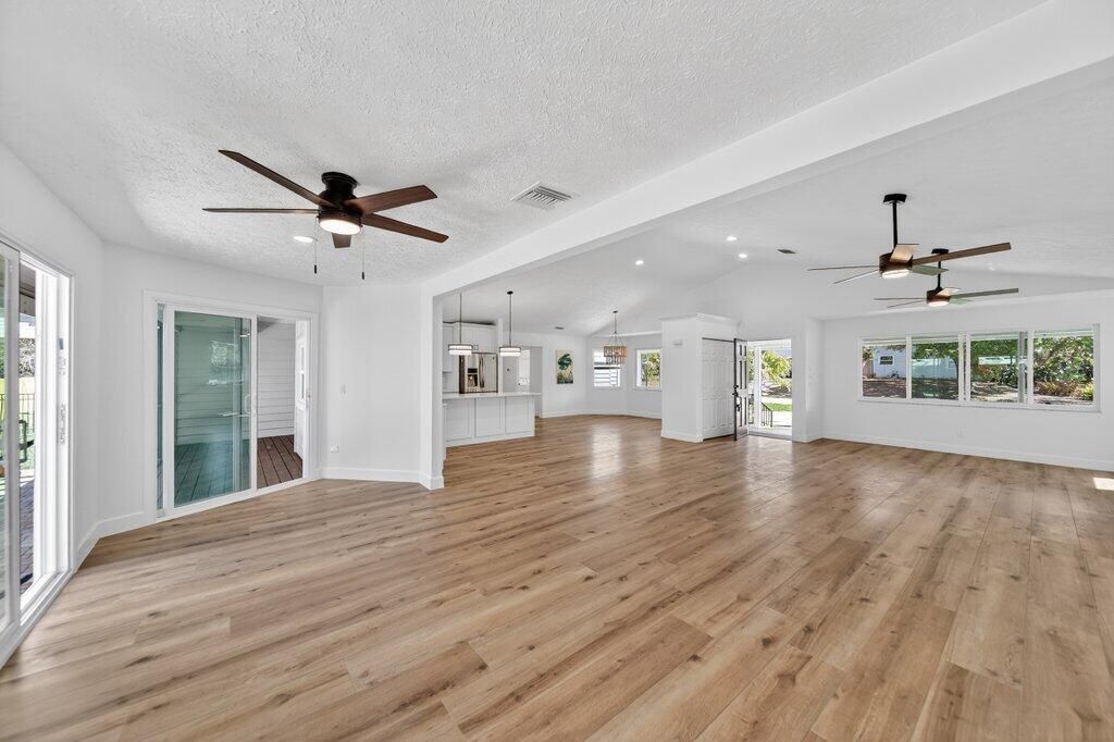 openliving4.jpg-SMALL