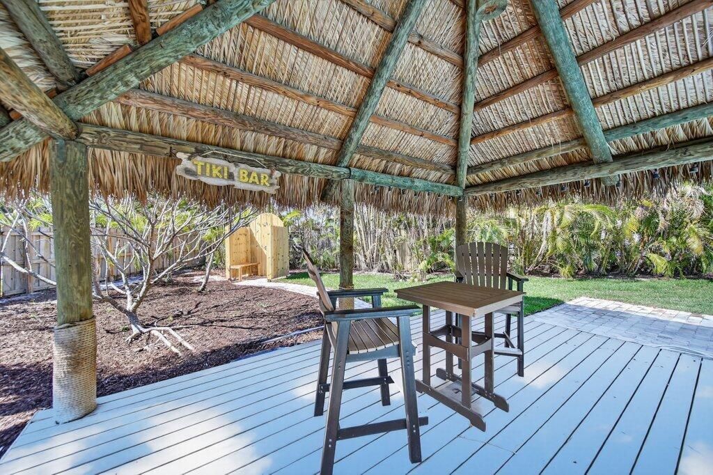 tiki1.jpg-SMALL