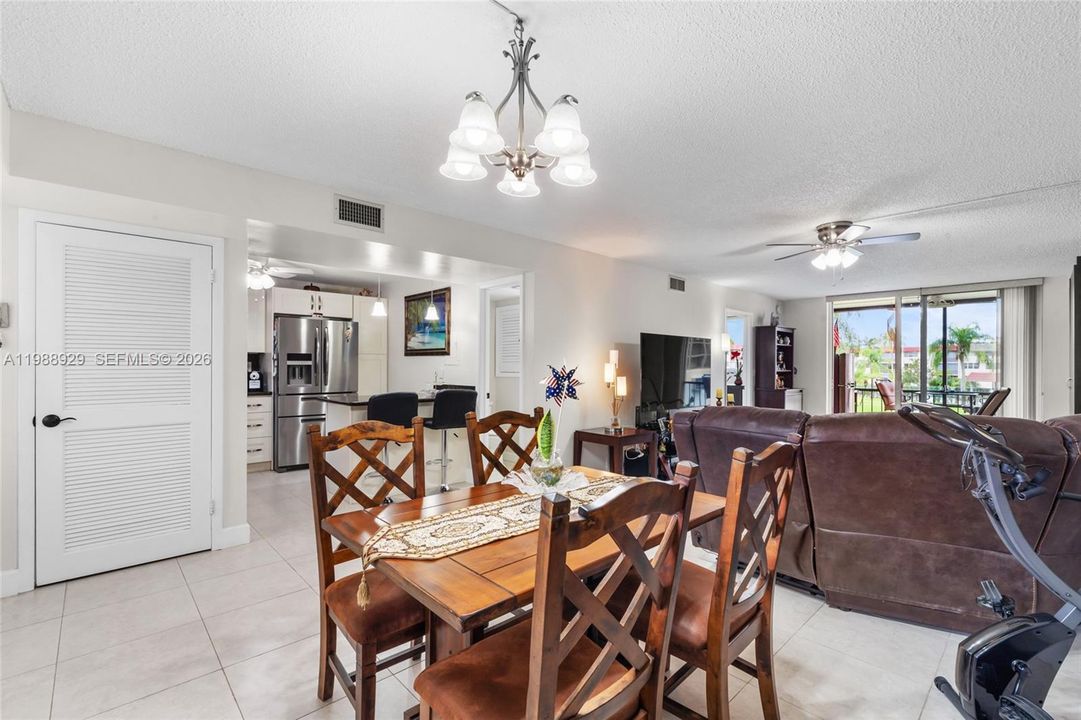 En Venta: $144,999 (1 camas, 1 baños, 900 Pies cuadrados)