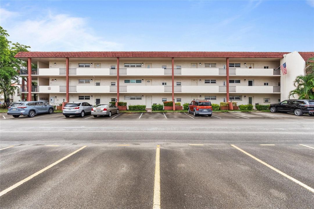 En Venta: $144,999 (1 camas, 1 baños, 900 Pies cuadrados)