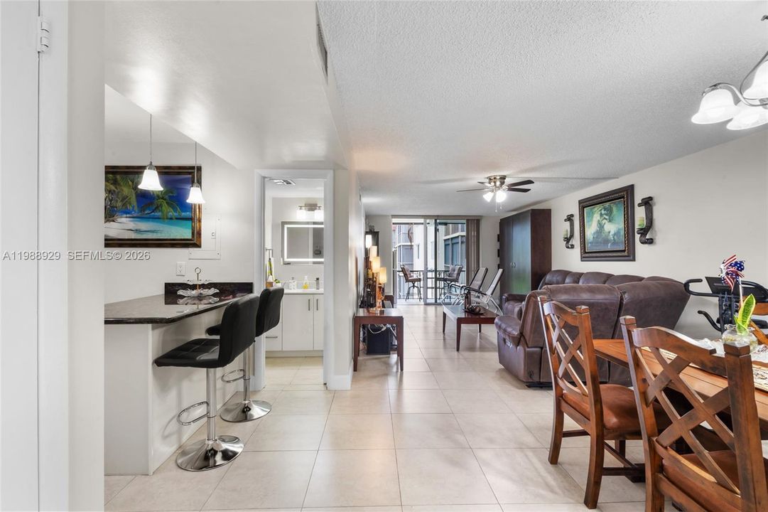En Venta: $144,999 (1 camas, 1 baños, 900 Pies cuadrados)