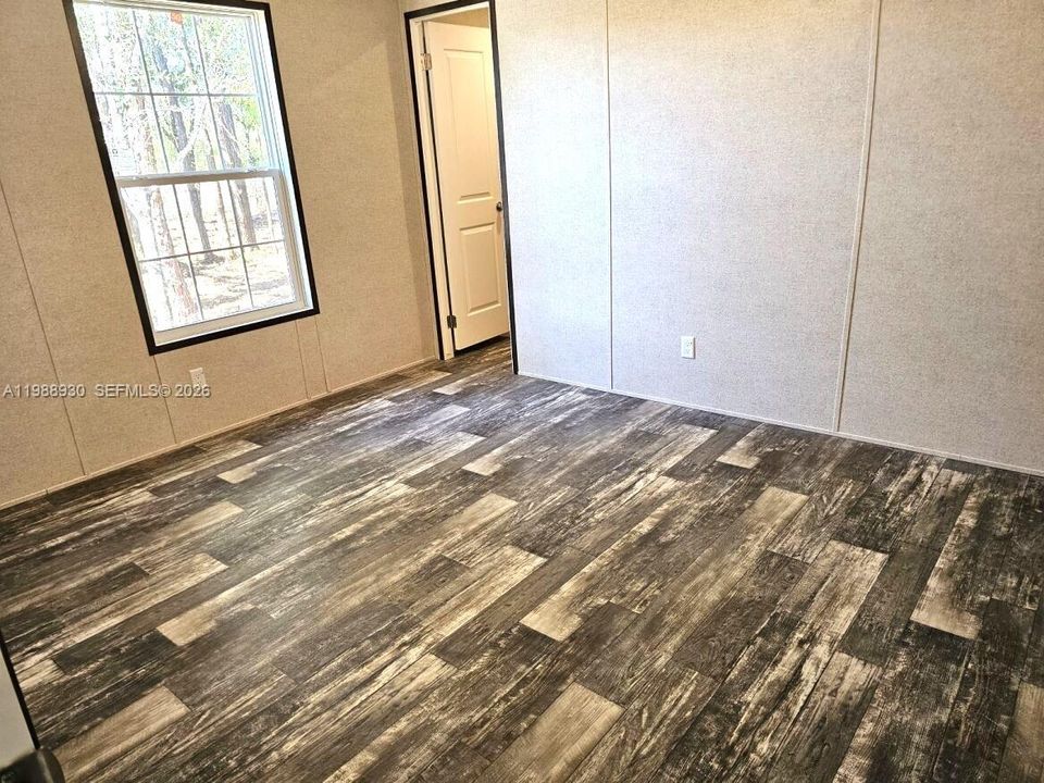 На продажу: $359,900 (4 спален, 2 ванн, 0 Квадратных фут)