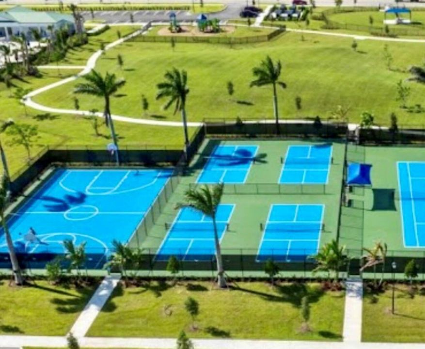 Basketball & Pickleball Courts