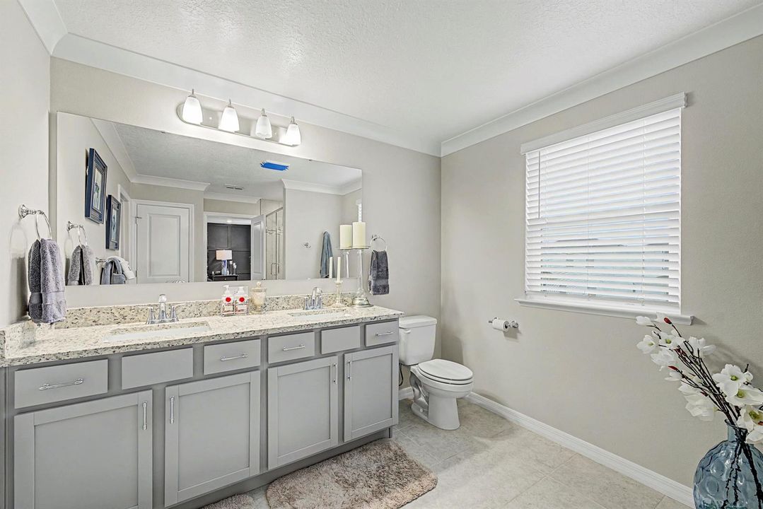 2nd Floor Master Bath