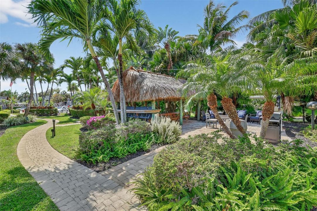 For Sale: $594,900 (2 beds, 2 baths, 1498 Square Feet)