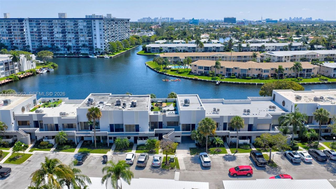 For Sale: $594,900 (2 beds, 2 baths, 1498 Square Feet)