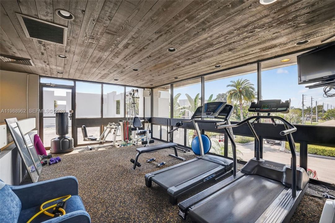 For Sale: $594,900 (2 beds, 2 baths, 1498 Square Feet)