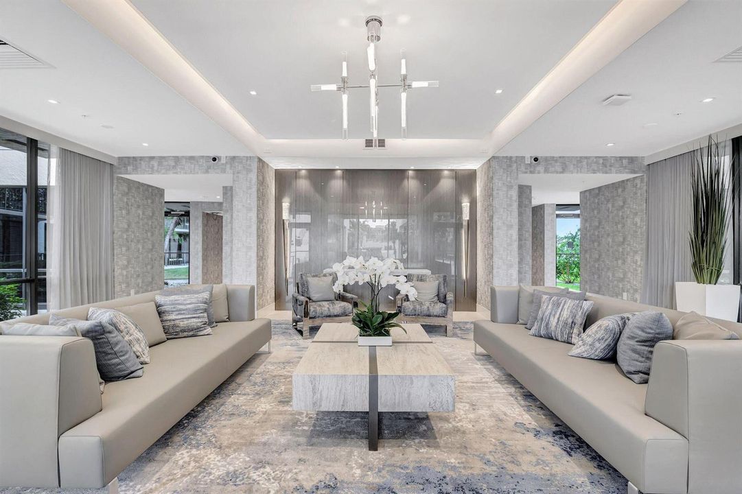 PORTA BELLA EAST LOBBY