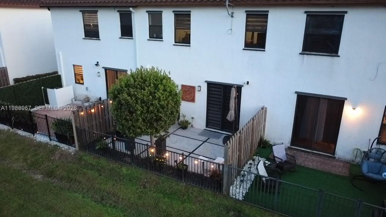 На продажу: $559,000 (3 спален, 2 ванн, 1707 Квадратных фут)