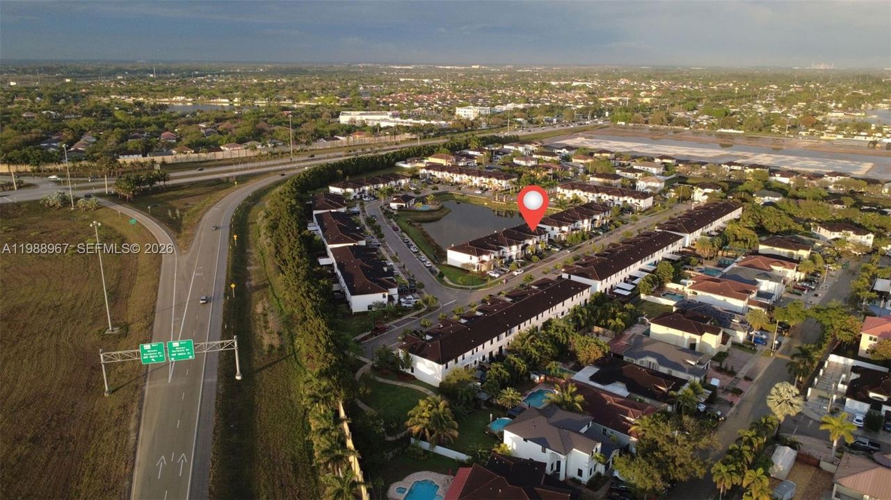 На продажу: $559,000 (3 спален, 2 ванн, 1707 Квадратных фут)