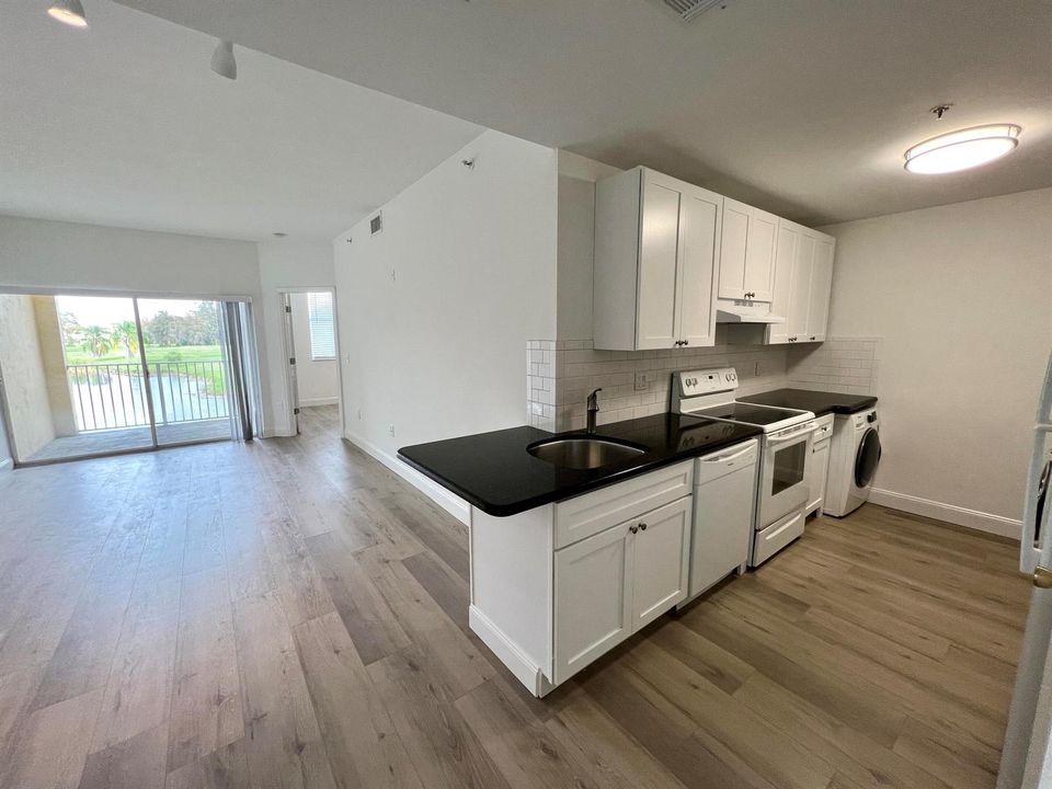 Kitchen/Living