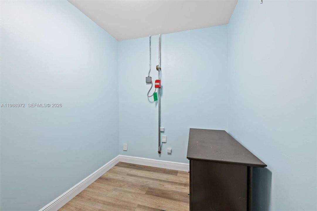 На продажу: $599,000 (4 спален, 3 ванн, 1876 Квадратных фут)