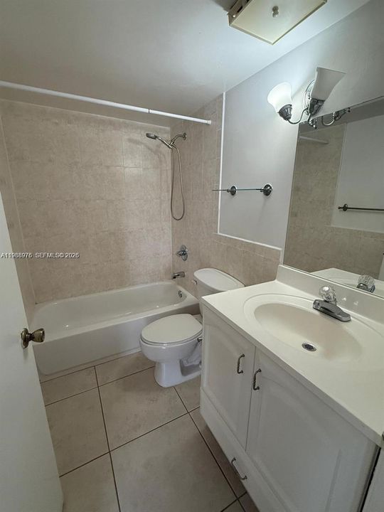 Vendido Recientemente: $299,000 (3 camas, 2 baños, 0 Pies cuadrados)