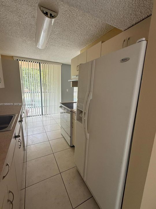 Vendido Recientemente: $299,000 (3 camas, 2 baños, 0 Pies cuadrados)