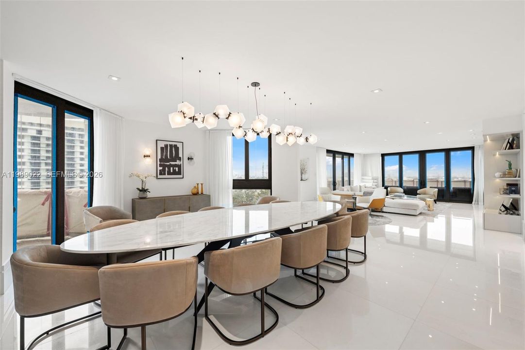 На продажу: $5,995,000 (3 спален, 4 ванн, 3670 Квадратных фут)