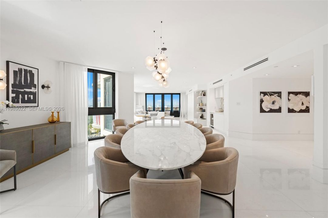 На продажу: $5,995,000 (3 спален, 4 ванн, 3670 Квадратных фут)