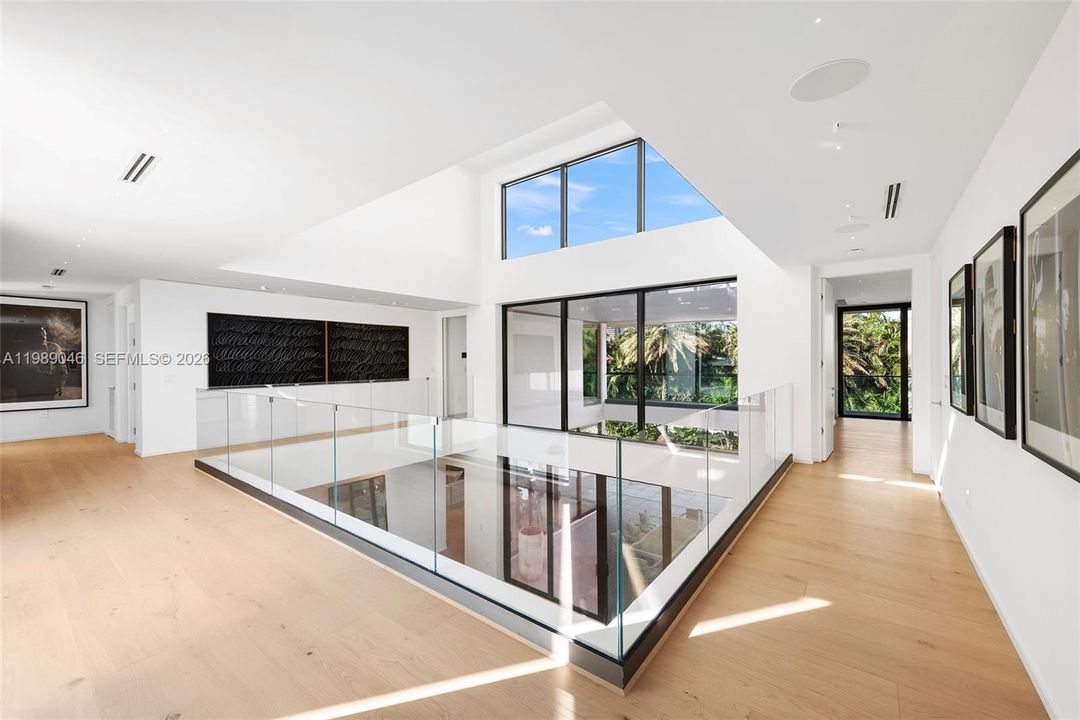 For Sale: $12,950,000 (6 beds, 7 baths, 7657 Square Feet)
