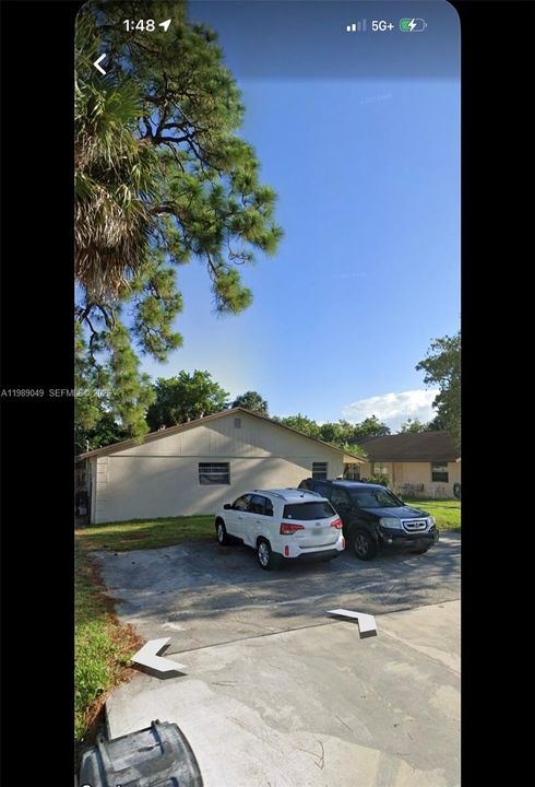 Recently Rented: $2,400 (3 beds, 1 baths, 1150 Square Feet)