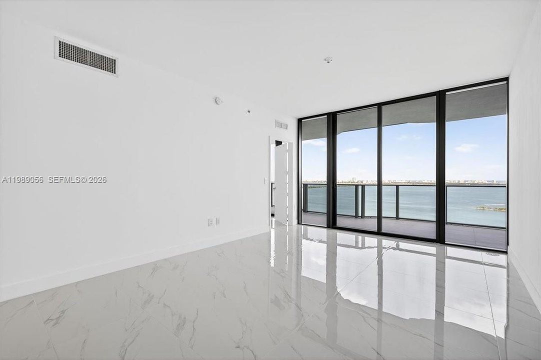 Activo con contrato: $1,590,000 (3 camas, 3 baños, 0 Pies cuadrados)