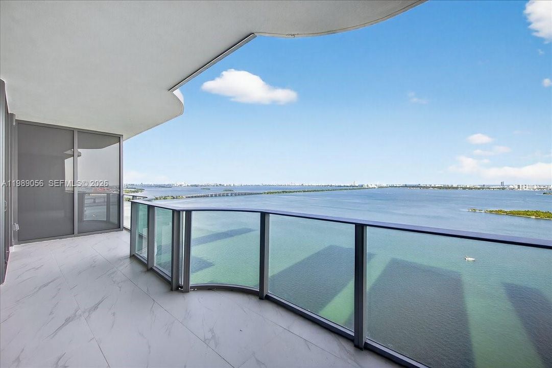 Activo con contrato: $1,590,000 (3 camas, 3 baños, 0 Pies cuadrados)