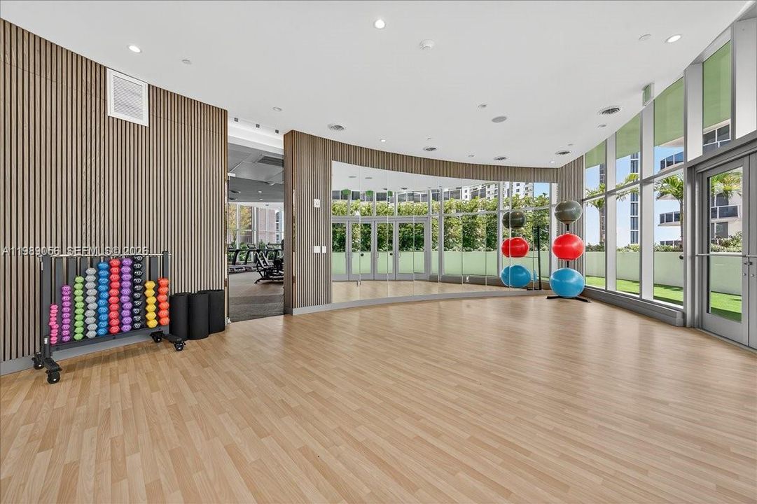 Activo con contrato: $1,590,000 (3 camas, 3 baños, 0 Pies cuadrados)