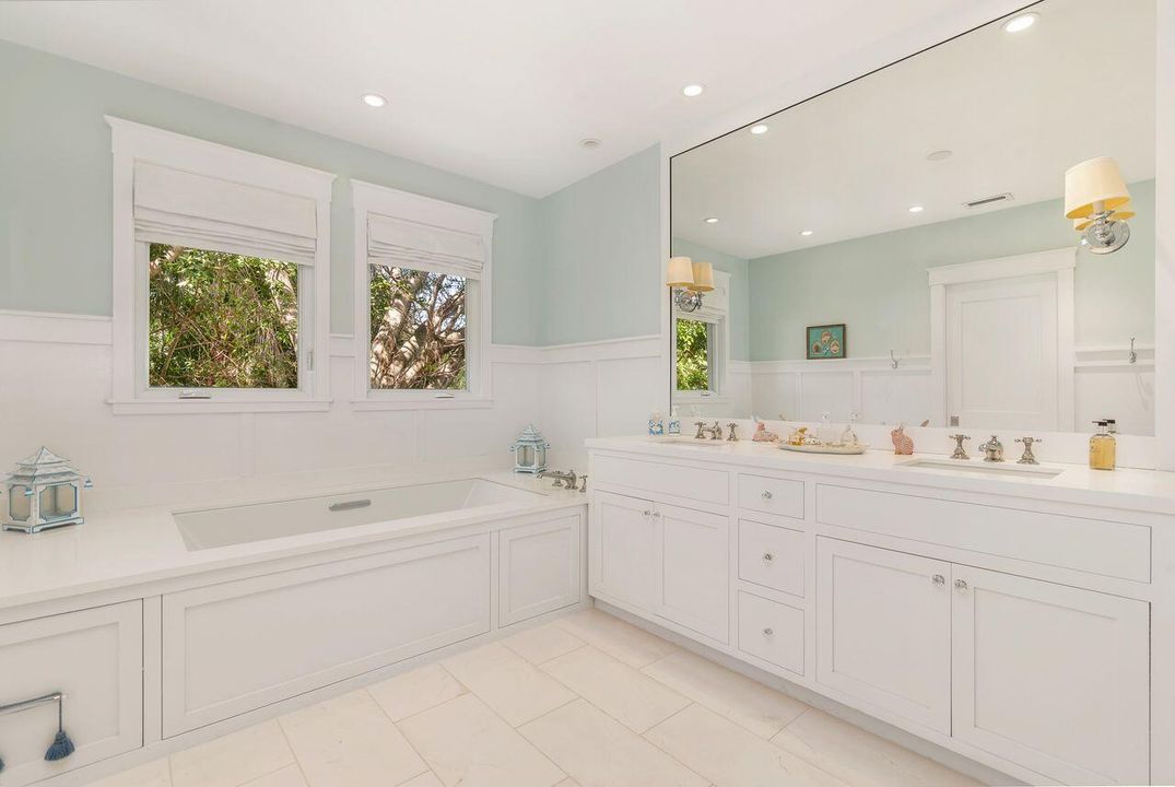 129 Primary Bath