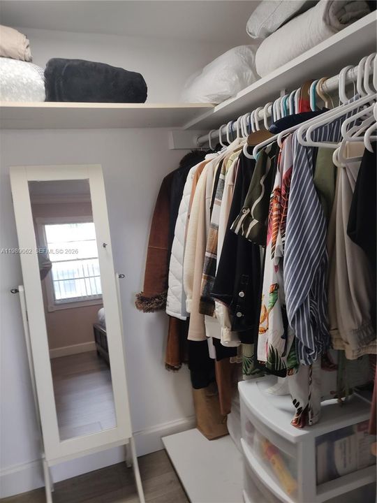 For Sale: $129,900 (2 beds, 2 baths, 850 Square Feet)