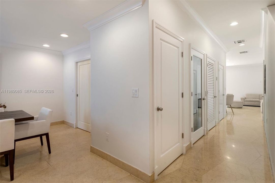 На продажу: $1,449,000 (4 спален, 4 ванн, 3711 Квадратных фут)