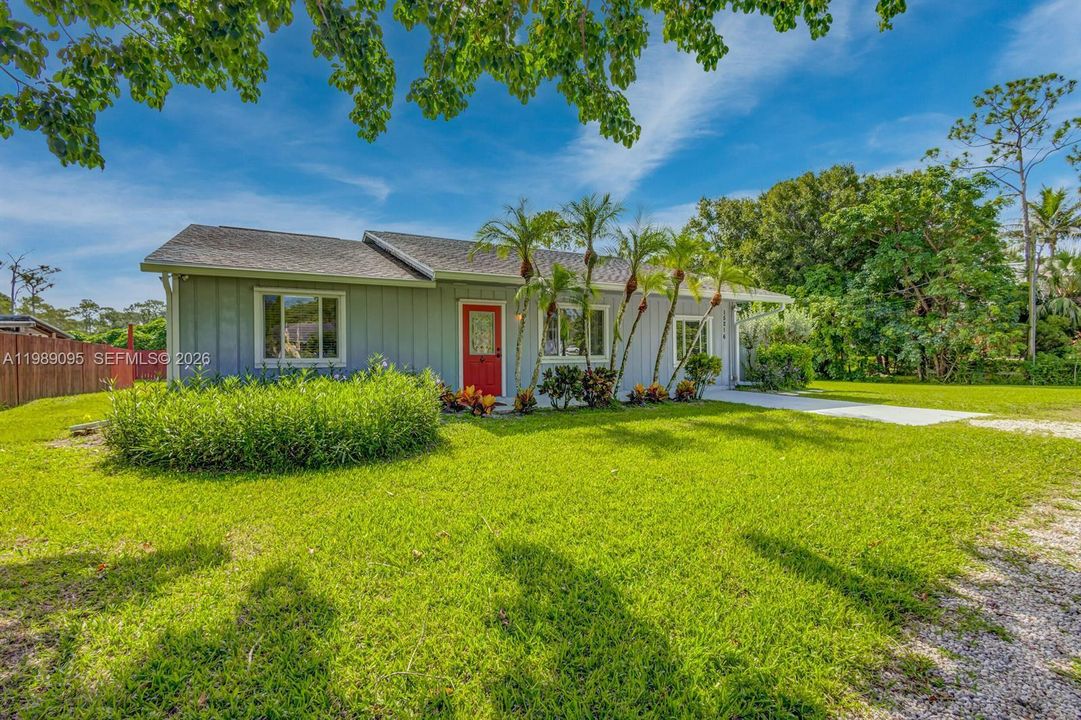 For Rent: $4,450 (4 beds, 2 baths, 1710 Square Feet)