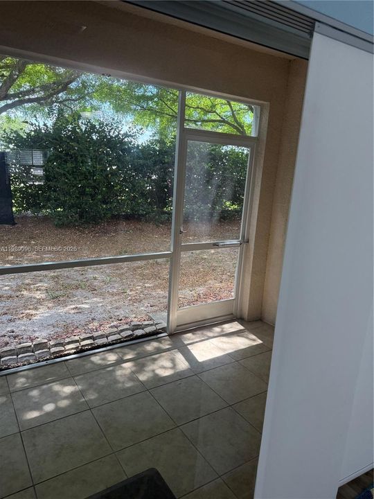 For Rent: $1,500 (2 beds, 2 baths, 1132 Square Feet)