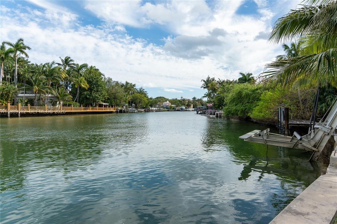For Sale: $28,800,000 (6 beds, 5 baths, 5775 Square Feet)