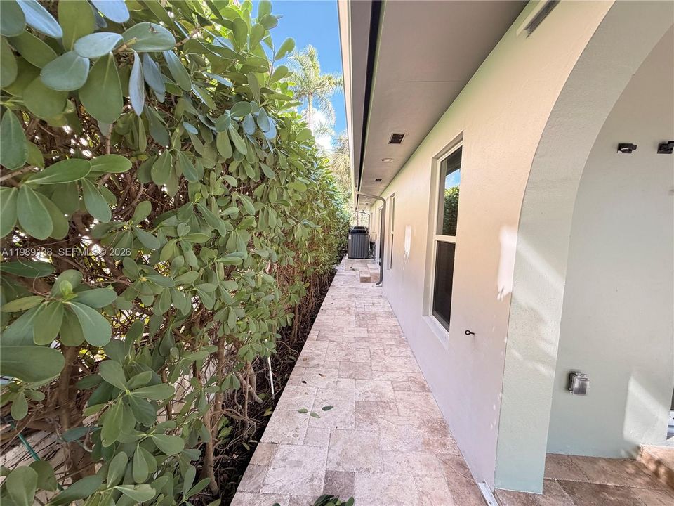 For Rent: $26,500 (4 beds, 2 baths, 2971 Square Feet)
