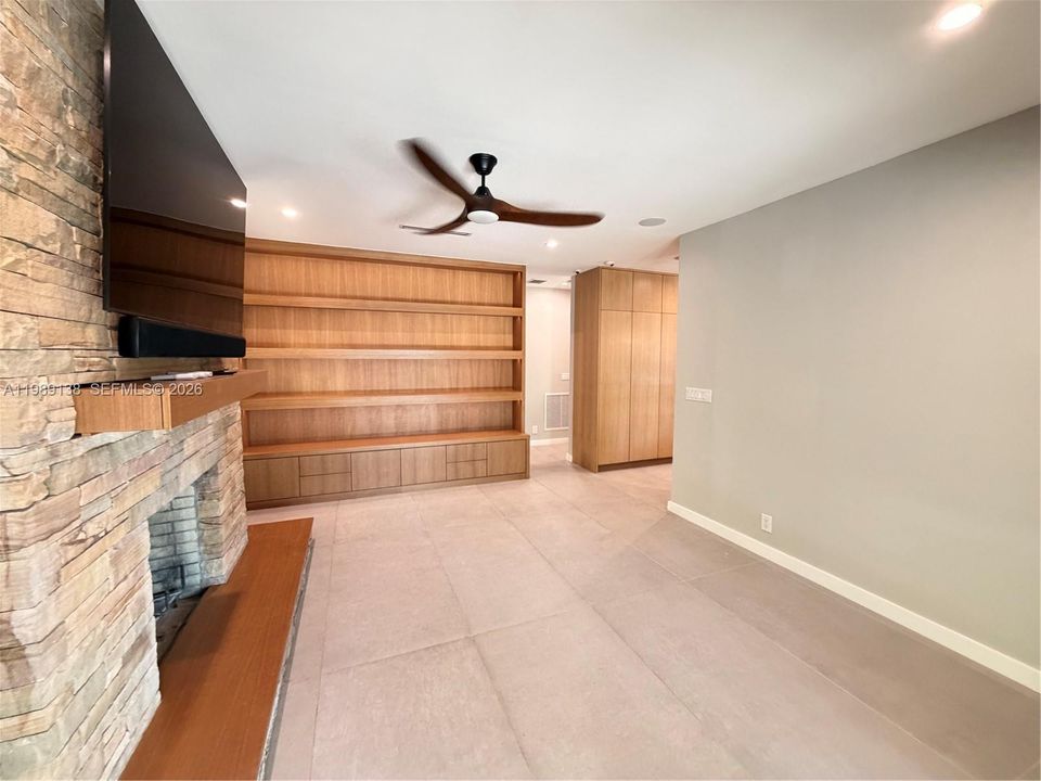 For Rent: $26,500 (4 beds, 2 baths, 2971 Square Feet)