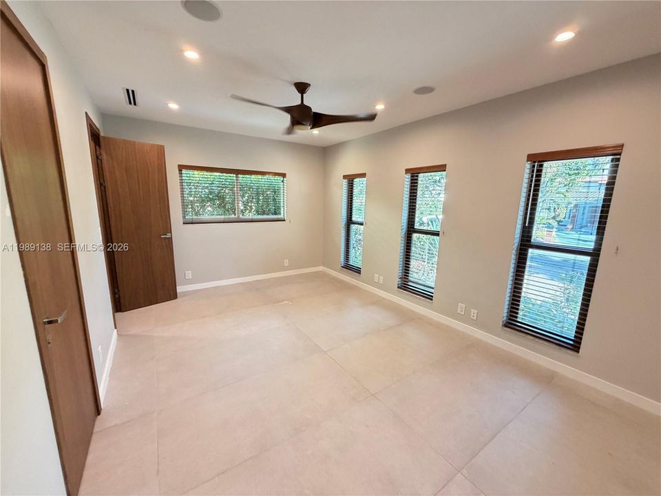 For Rent: $26,500 (4 beds, 2 baths, 2971 Square Feet)