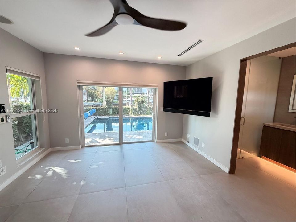For Rent: $26,500 (4 beds, 2 baths, 2971 Square Feet)