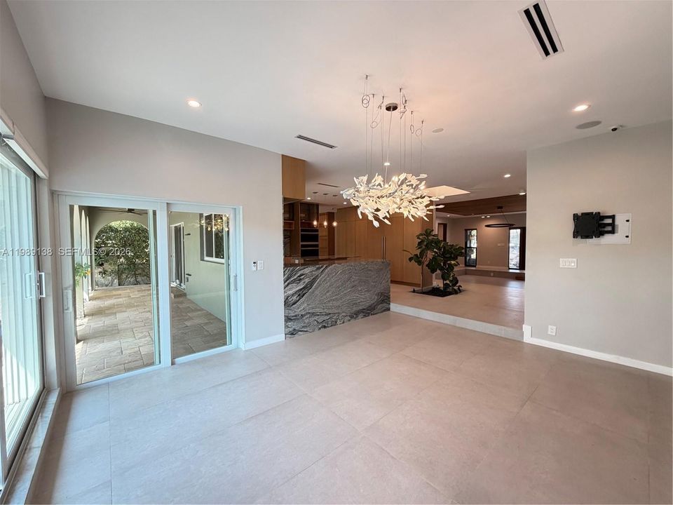 For Rent: $26,500 (4 beds, 2 baths, 2971 Square Feet)