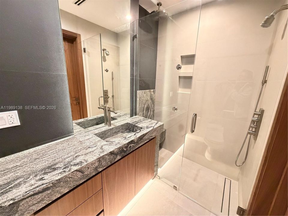 For Rent: $26,500 (4 beds, 2 baths, 2971 Square Feet)