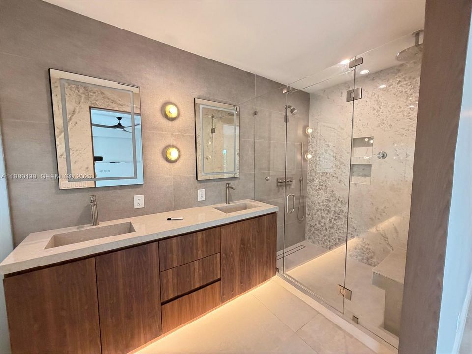 For Rent: $26,500 (4 beds, 2 baths, 2971 Square Feet)