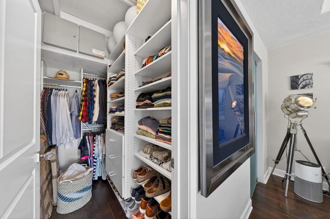 2460 Bayview Dr Fort-print-030-005-Close