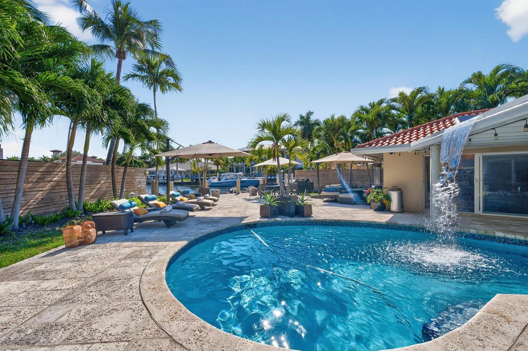 2460 Bayview Dr Fort-print-037-044-Pool-