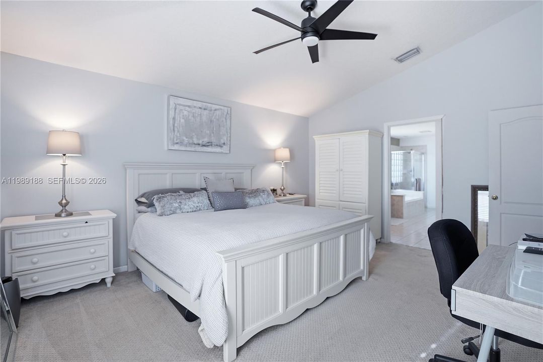 For Sale: $499,900 (3 beds, 2 baths, 1820 Square Feet)
