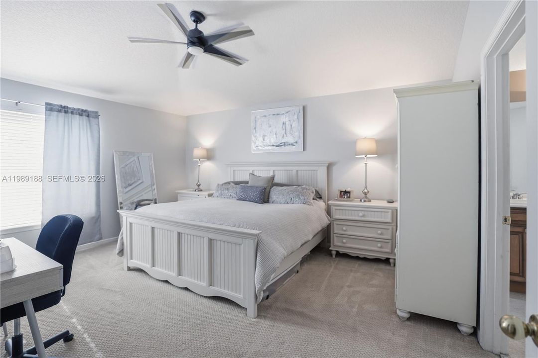 For Sale: $499,900 (3 beds, 2 baths, 1820 Square Feet)